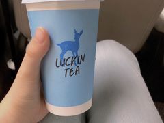 -瑞幸咖啡(宝华国际广场店)