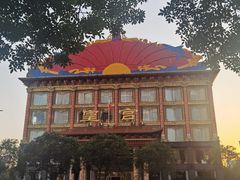 -皇宫大酒店