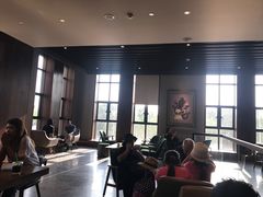 大堂-星巴克(天津鲁能中心第三店)