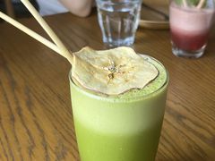 甘蓝菠萝苹果汁-BOR Eatery(安福路店)