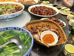 -江湖黑大兔(杨家坪店)