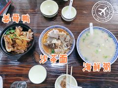 -亚忠小吃店(曾厝垵店)