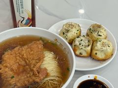 -老西白点心店