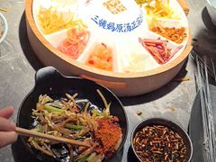 -怪噜范·贵阳小吃大排档(世纪金源店)