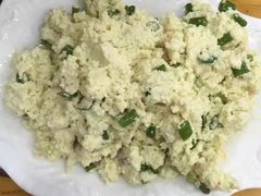 小葱拌豆腐-张记烤羊腿