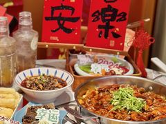 -黄记煌三汁焖锅(新佳丽江汉路店)