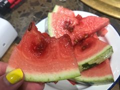 -沪小二炭火蛙锅(淮海中路美食不夜城店)