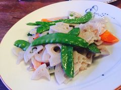 -爱啤精酿·民谣酒馆(滨江店)