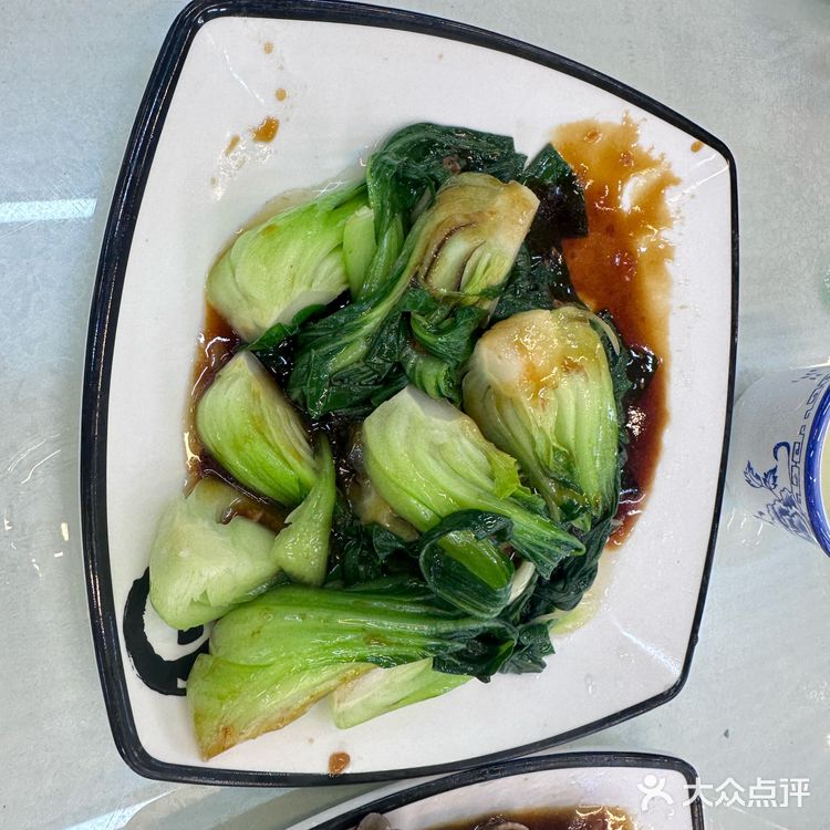 那么避风塘炒蟹绝对是你不能错过的一道美味