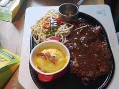 -豪客来牛排(人民东路店)