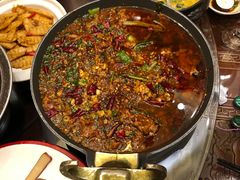 -万重锦·人文川菜馆(骡马市店)