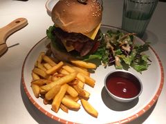 -阿妮叶李(光谷世界城店)