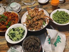 -虾弄弄海派小龙虾·牛羊蝎子火锅