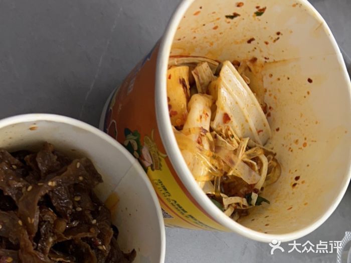 萝鸡思味秘制泡菜(万家丽店)魔芋干图片