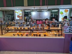 面包甜点陈列柜-tuan woodfire kitchen(锦绣坊店)
