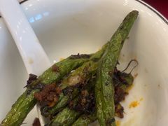 -侬佳蒸菜馆(听潮店)