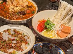 -粉八·云南米线·建水烧烤(常熟路店)