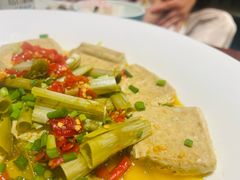 -魏铭鱼头捞饭(晋阳路店)