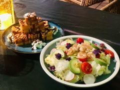 烤伯大虾牛油果沙粒-JUKEBOX玖部音乐餐厅(华侨城店)