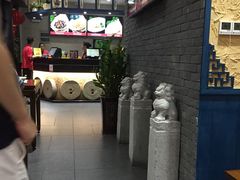 -张氏宽窄巷成都名小吃(茂业百货华强北店)