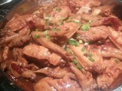 鸡翅煲-胖哥俩肉蟹煲(济南世茂国际广场店)