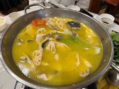 -天鹅湖餐厅·湖泉半山温泉