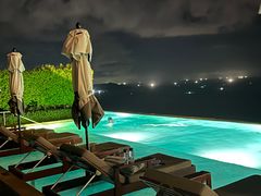 -瑰丽酒店·海吧·天际下午茶·现场DJ·天台酒吧