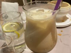 冰拿铁咖啡-戈雅法餐厅(世界城广场店)