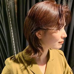 -变画·发型STUDIO