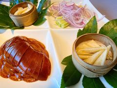 梧桐四味烤鸭-梧桐北京烤鸭·铜锅涮肉(海岸城店)