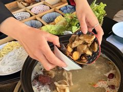 -野菌皇海景野生菌火锅(滨海大道店)