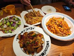 -喝丢一只鞋海鲜烧烤·海肠捞饭(市场店)