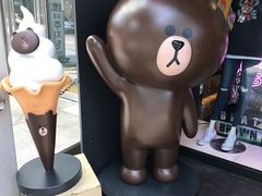 -LINE FRIENDS Garosu-gil Flagship Store