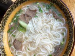 -肇兴特色牛肉粉