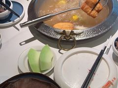 -左庭右院鲜牛肉火锅(金山万达店)