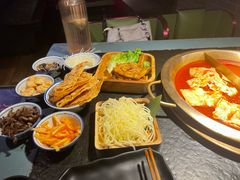 -九鼎轩脆毛肚火锅(南京东路店)