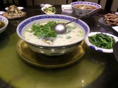 -南京金牛湖巨碗鱼头