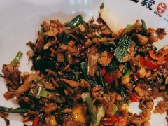 -富正毅三下锅·湘西韵味(天门山索道店)