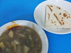 -刘老虎肉丸糊辣汤(总店)