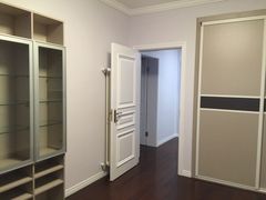 -索菲亚衣柜橱柜家具全屋定制(汶水红星店)