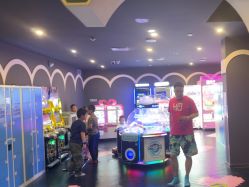 -MELAND CLUB亲子乐园·派对·餐厅(北京芳圆里ID MALL店)