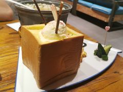 面包诱惑-苹果树下艺术餐厅(通州店)