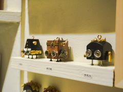 -LADY FAFA(巨鹿路陕西南路路口店)