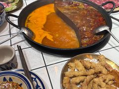 -旧街市鲜货老火锅(大光路店)