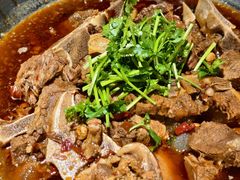 -大众跷脚牛肉馆·非遗传承单位(峨眉山店)