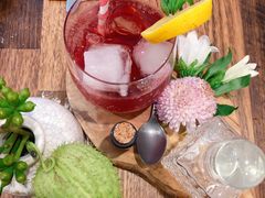 -FLOVIE FLORIST CAFE