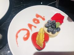 -小天鹅戴斯酒店鲸鲨百汇创作料理