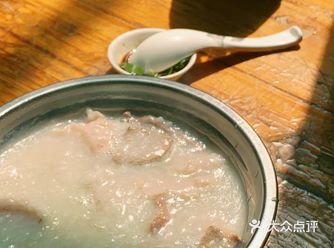 顺德老字号 | 早餐吃生滚粥和肠粉简直不要太幸福