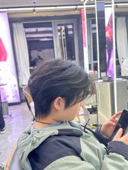 -藤野造型烫发染发