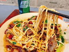 -方铲铲·成都板凳面(滨江银泰店)